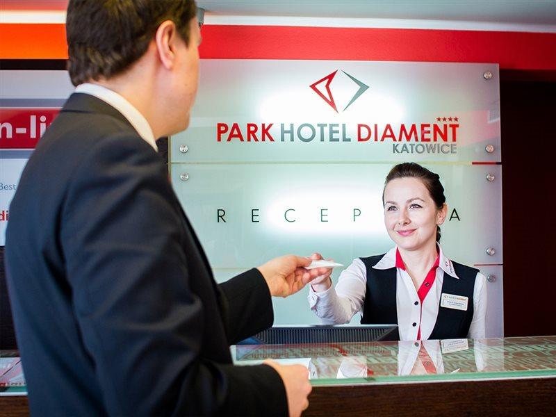 Park Hotel Diament Катовице Экстерьер фото